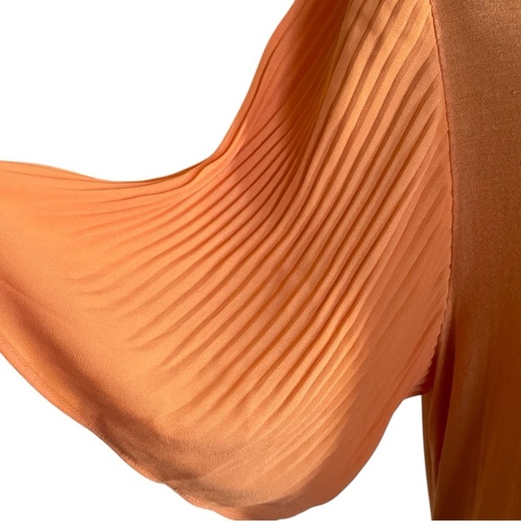 TALBOTS PLEATED CORAL CREW NECK TEE SZ MED - Picture 7 of 12
